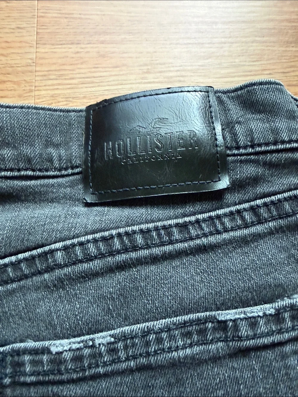 Hollister Men's Charcoal Slim Straight Jeans